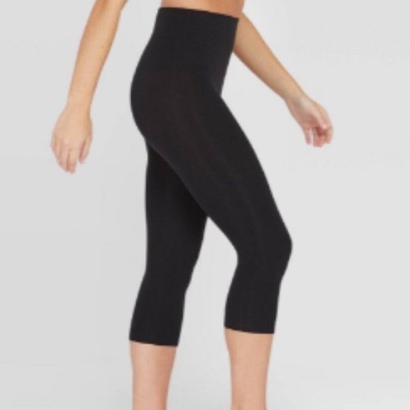 Spanx asset capri leggings - Picture 2 of 6